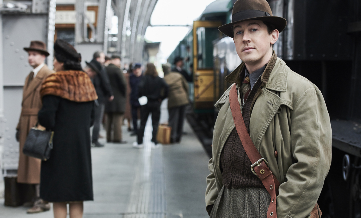 映画『ONE LIFE 奇跡が繋いだ6000の命』公式サイト 場面写真